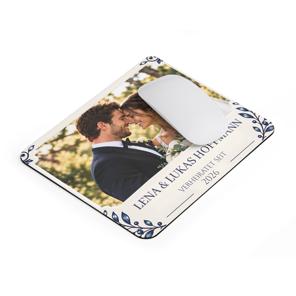 Personalisiertes Hochzeits-Mousepad mit Foto & Namen – Mousepad von Kalabula, 23,2 × 19,4 cm