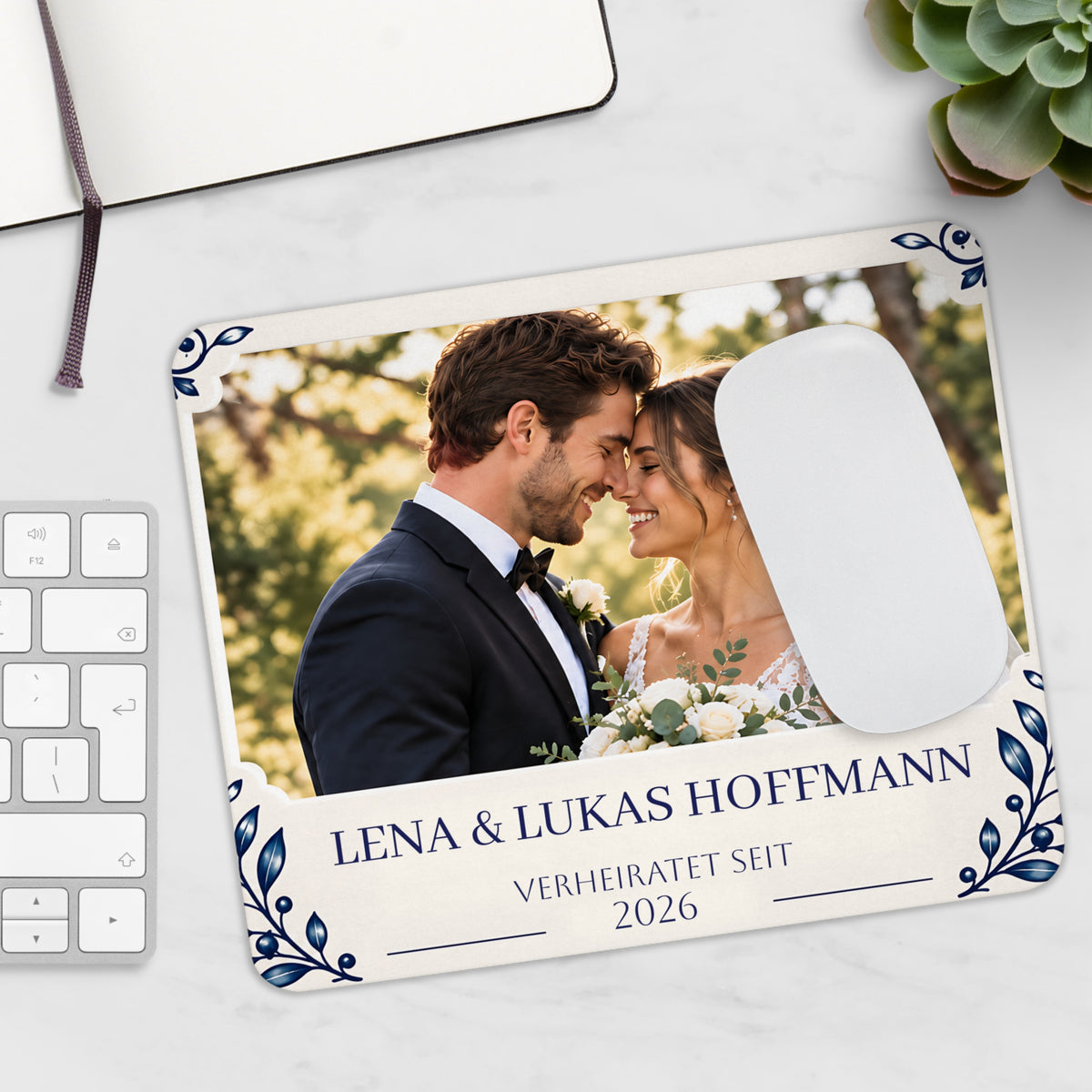 Personalisiertes Hochzeits-Mousepad mit Foto & Namen – Mousepad von Kalabula, 23,2 × 19,4 cm