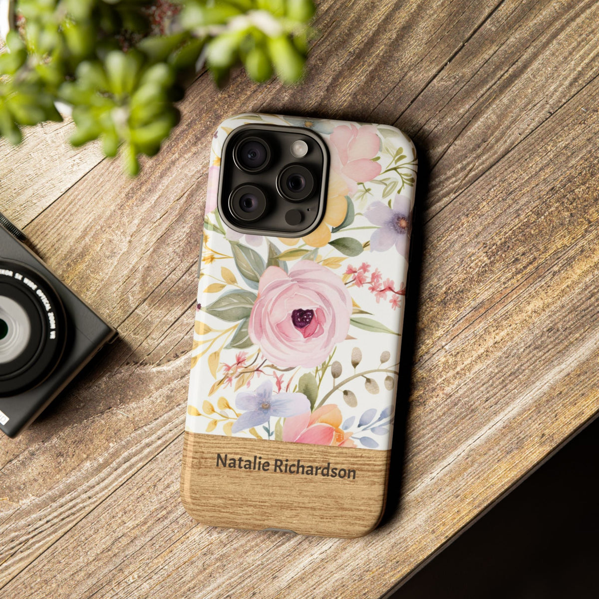 Personalisierte Blumen Handyhülle mit Namen – Pastel Flower Robuste Handyhülle mit Holzoptik