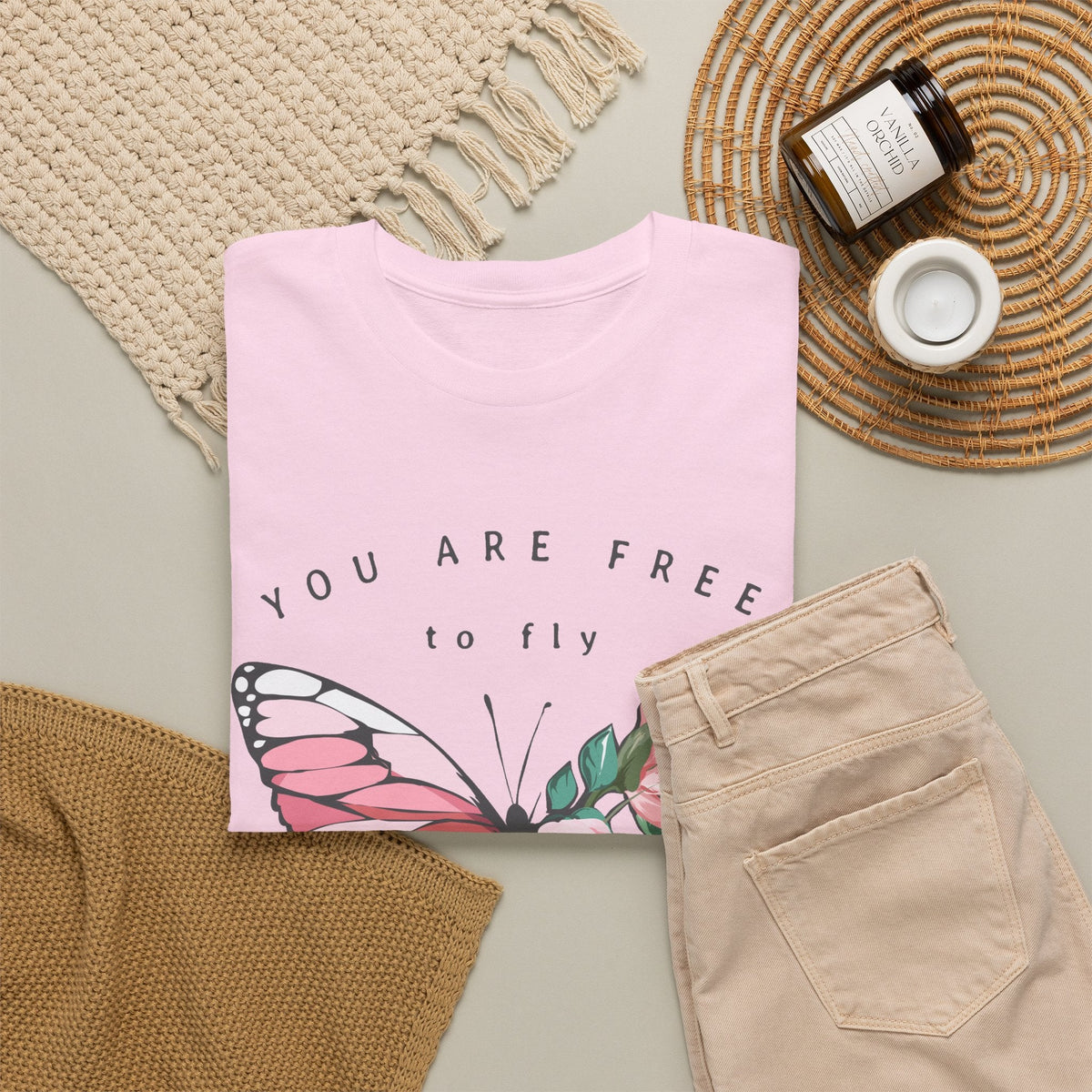 “You Are Free to Fly” Butterfly T-Shirt – Blumen & Inspiration Grafik-T-Shirt
