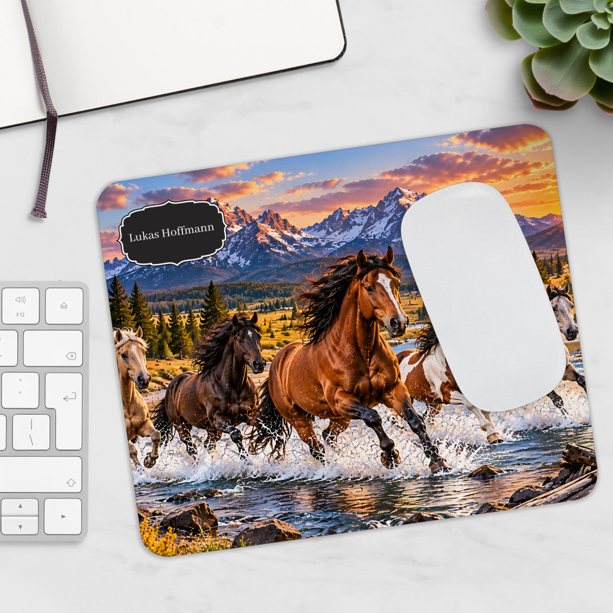 Personalisiertes Pferde Mousepad – Wildpferde mit Wunschname