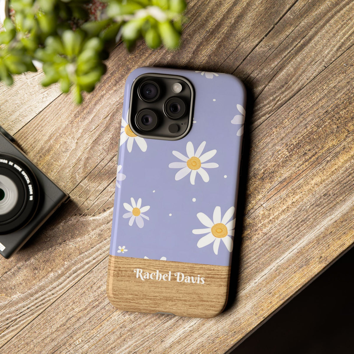 Personalisierte Gänseblümchen Handyhülle mit Namen – Robuste Handyhülle mit Lavendelblüten & Holzoptik