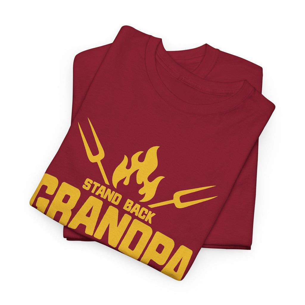 “Grandpa Is Grilling” T-Shirt – Lustiges BBQ & Grillen Grafik-T-Shirt