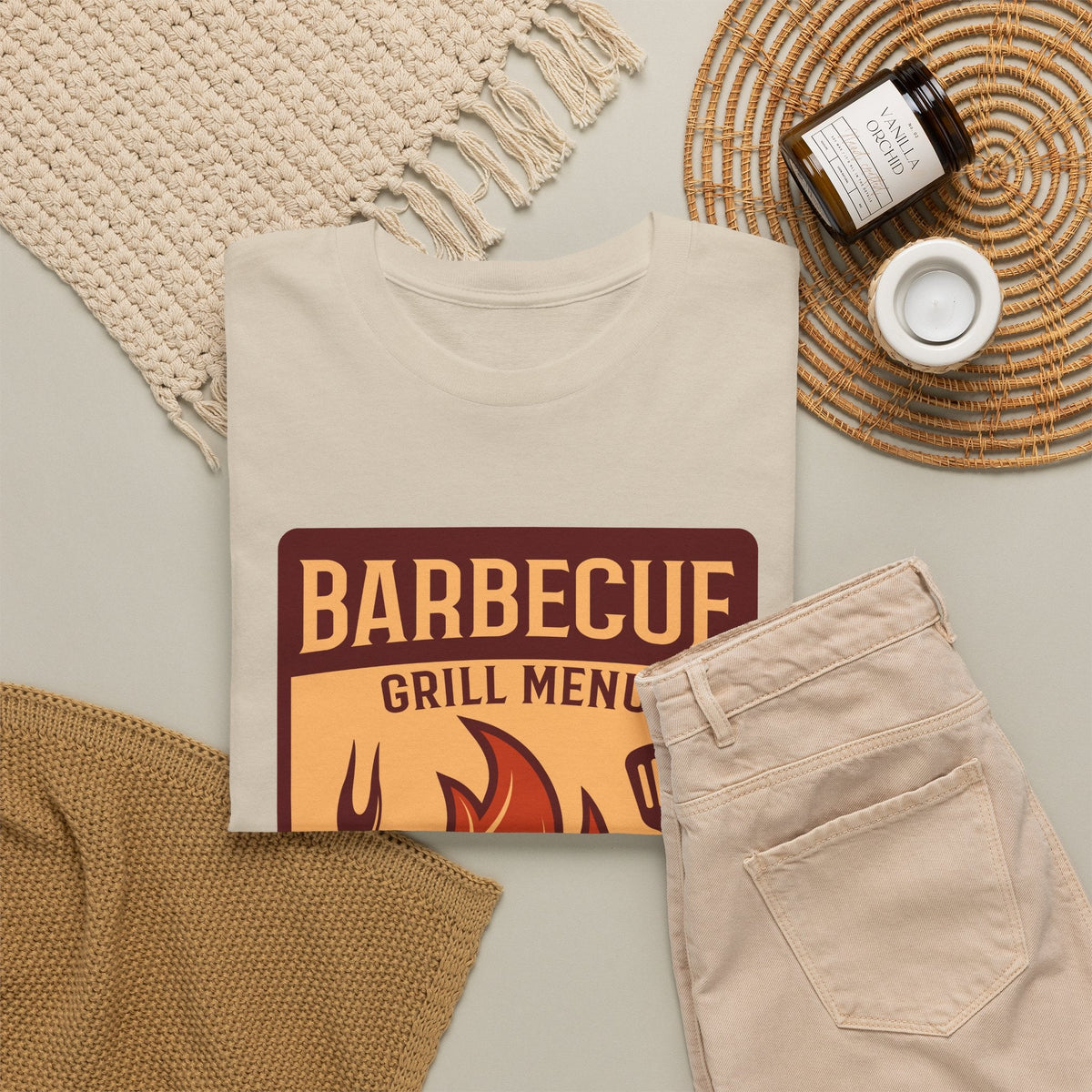 BBQ Grill Menu T-Shirt – Flammen & Grillbesteck Grafik-T-Shirt