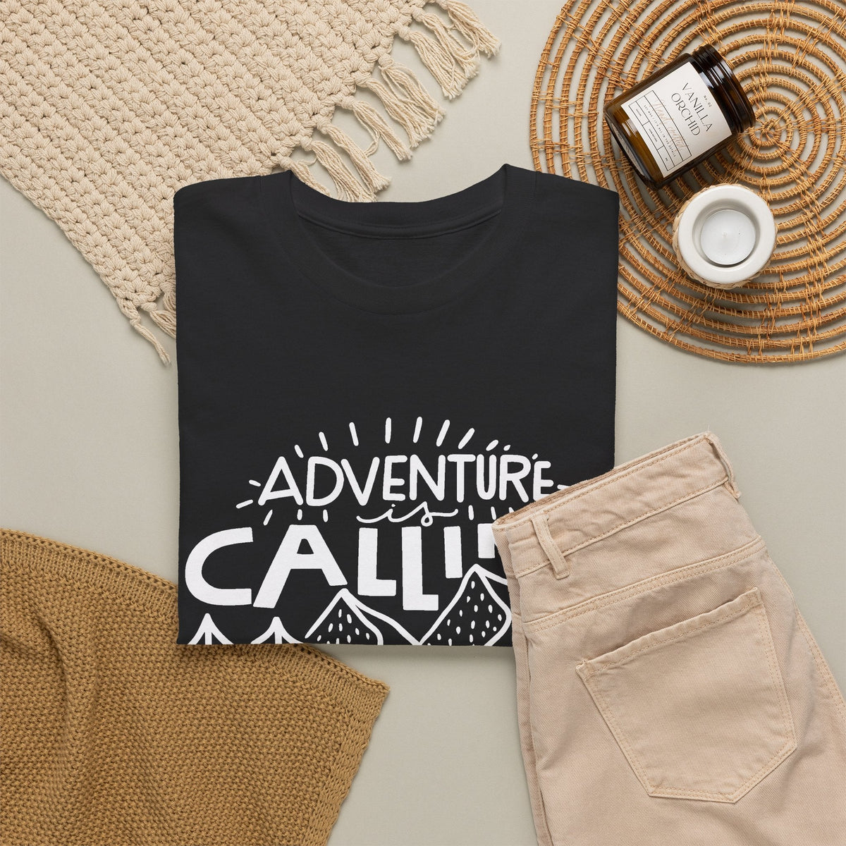 Adventure Is Calling T-Shirt – Outdoor-Abenteuer Grafik-T-Shirt