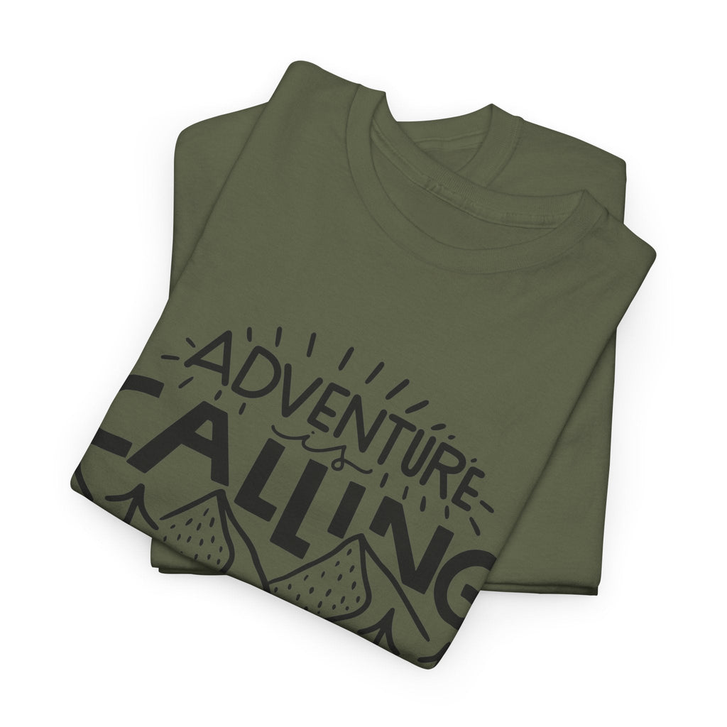 Adventure Is Calling T-Shirt – Outdoor-Abenteuer Grafik-T-Shirt