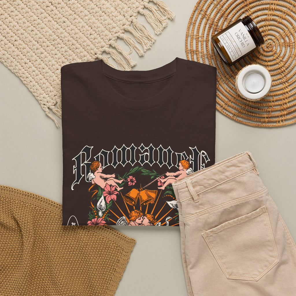 Gothic Floral Angel “Romancer” T-Shirt – Dark Vintage Unisex Grafik-T-Shirt
