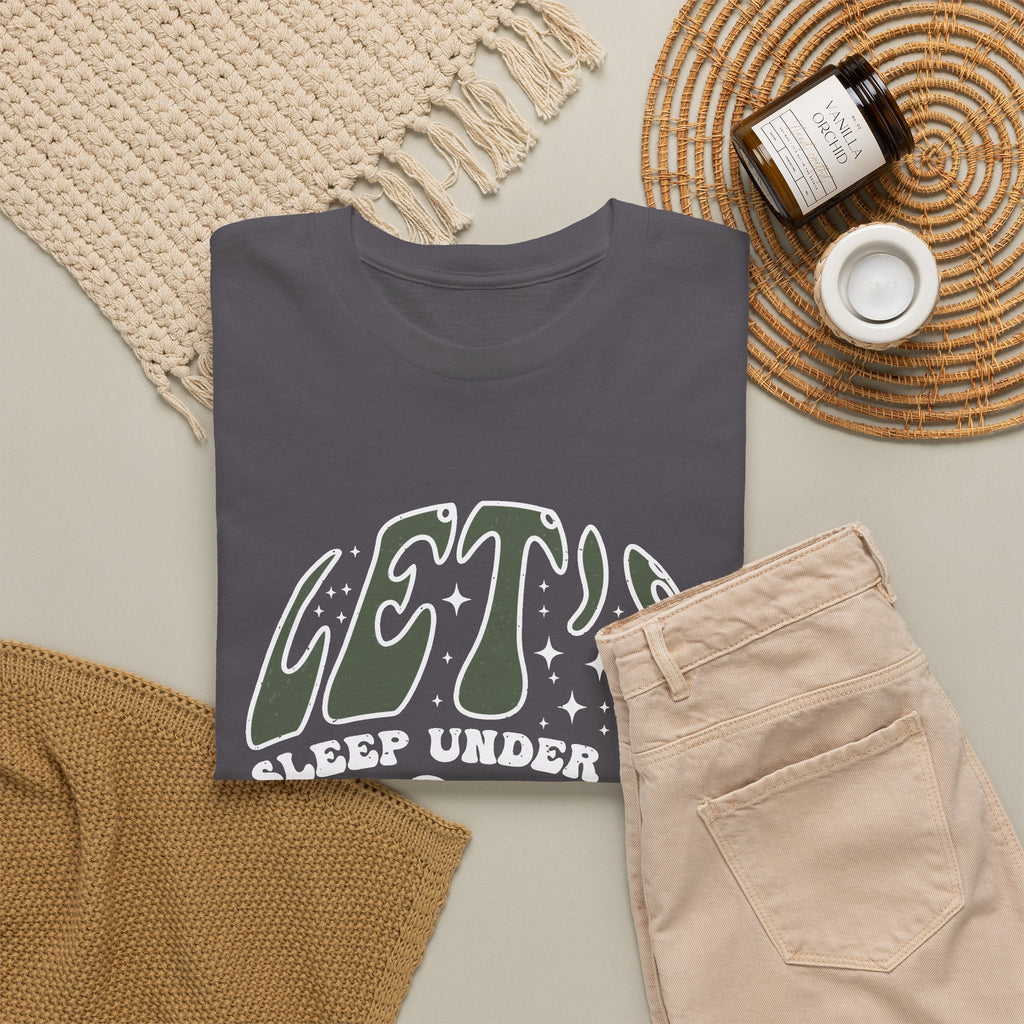 “Let’s Sleep Under the Stars” T-Shirt – Camping & Outdoor Grafik-T-Shirt