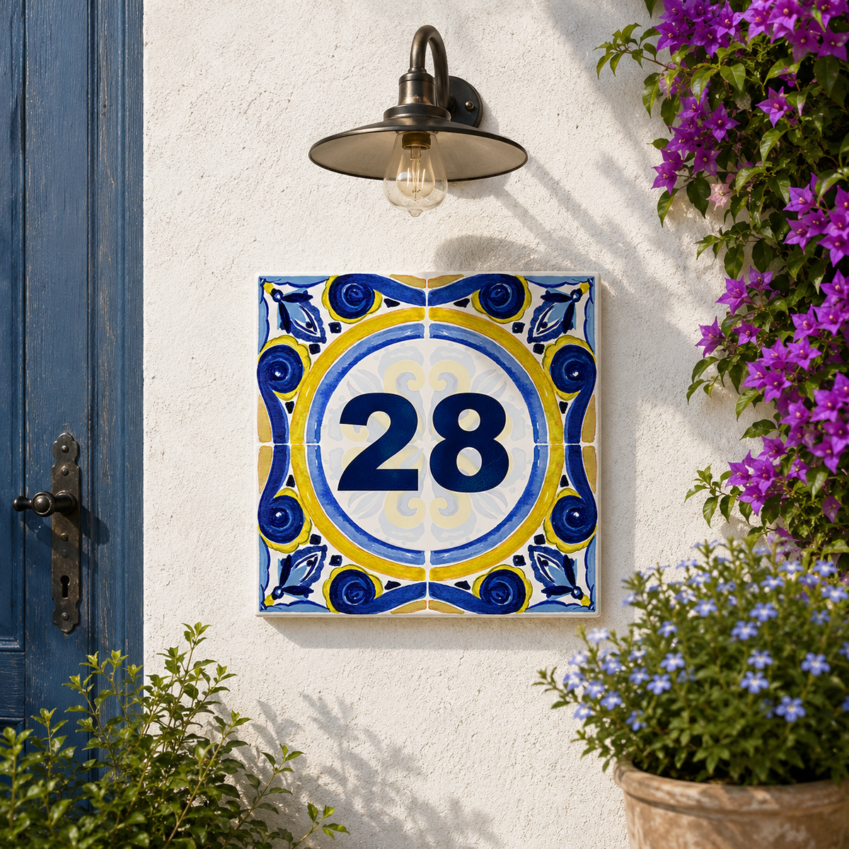 Personalisiertes Hausnummernschild – Klassisches Keramikdesign P39