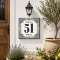 Personalisiertes Hausnummernschild – Keramik 15 × 15 cm P75